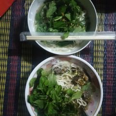 Ping Pong 129 Gintoneria User Photo