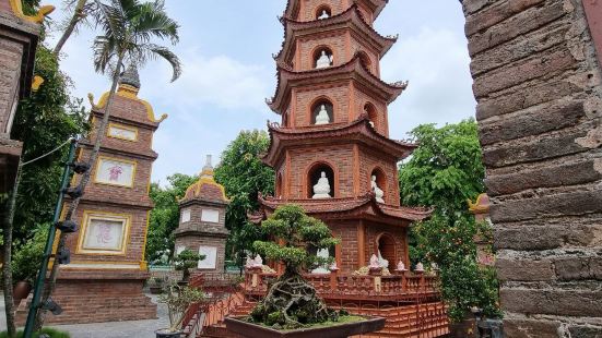 Tran quoc pagoda is a nice pla