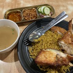 Decha Fried Chicken User Photo