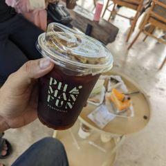 ผาม่านฝัน (Pha Man Fun) User Photo