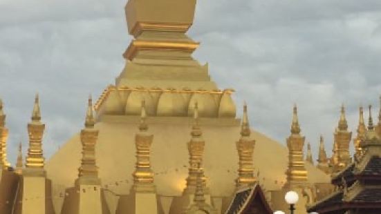 Visiting Wat That Luang in Lao