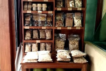 Tukies Coconut Shop user photo