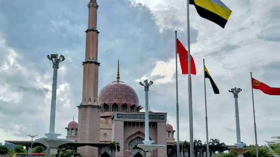 Putra Mosque is a beautiful mo