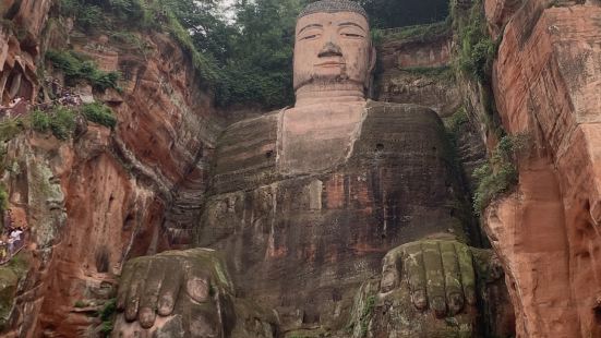 Went to Leshan Giant Buddha in