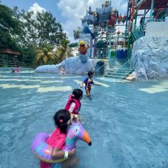 Bukit Gambang Resort City- Water Park User Photo