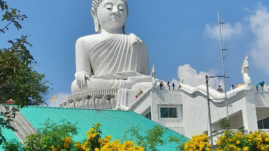 Big buddha at the top of the h