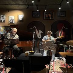 Binh Minh Jazz Club張用戶圖片