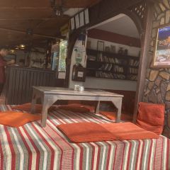Gaia Restaurant & Coffee Shop User Photo