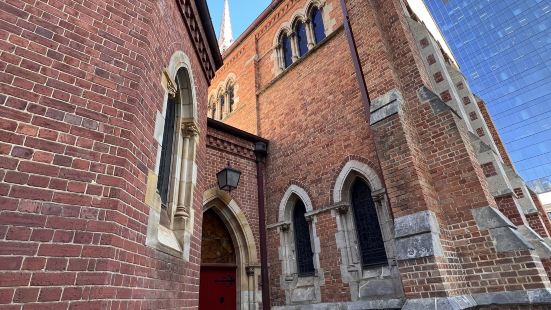 Perth Town Hall stands as a ma