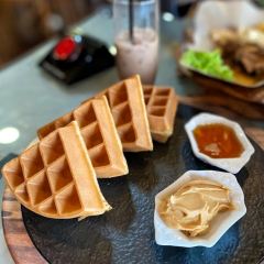 Teak Cafe Mu Zhi Wu User Photo