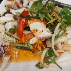 Baitoey Seafood Restaurant User Photo