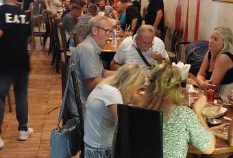 EAT Bar & Grill Restaurant Karon user photo