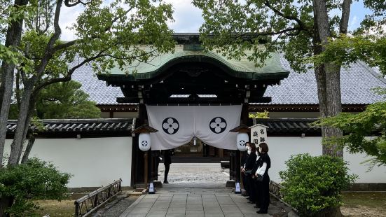 入り口も美しいですが、中に入った庭園も美しかったです。お天気