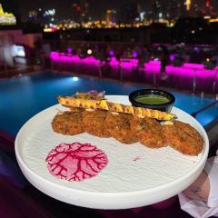 Estrellas Rooftop Lounge User Photo