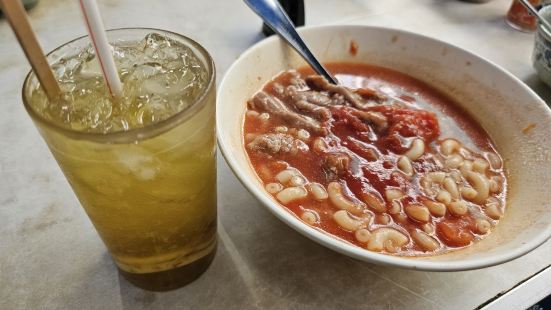 the tomato noodles at sheng hu