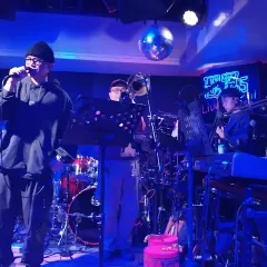 EZ5 Live house張用戶圖片