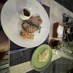 MOONLITE KITCHEN AND BAR User Photo