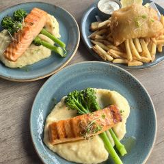 The Salmon User Photo