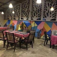 Croissant hut ảnh của người dùng