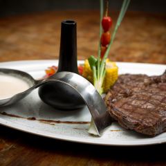 EAT Bar & Grill Restaurant Karon User Photo