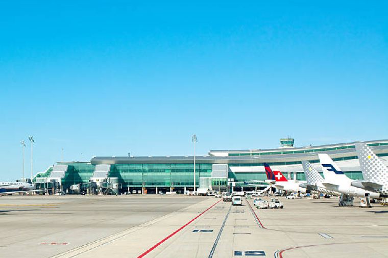 エルプラット空港はラウンジも旅の思い出になる！