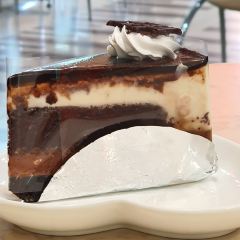 Royal Crown Cafe User Photo