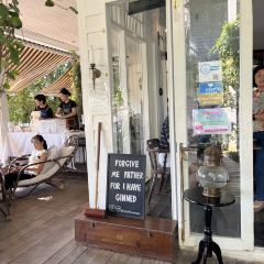 Chivit Thamma Da Coffee House User Photo
