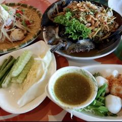 Baitoey Seafood Restaurant User Photo