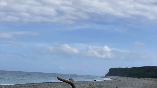 花蓮 七星潭風景區，東部太平洋的美麗在這裡展開。視野開闊，天