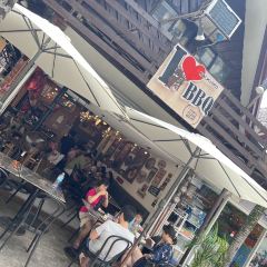 I Luv Backyard BBQ 여행 사진