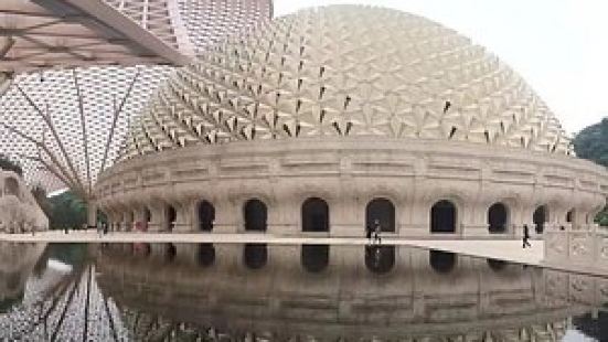 The Porcelain Tower of Nanjing