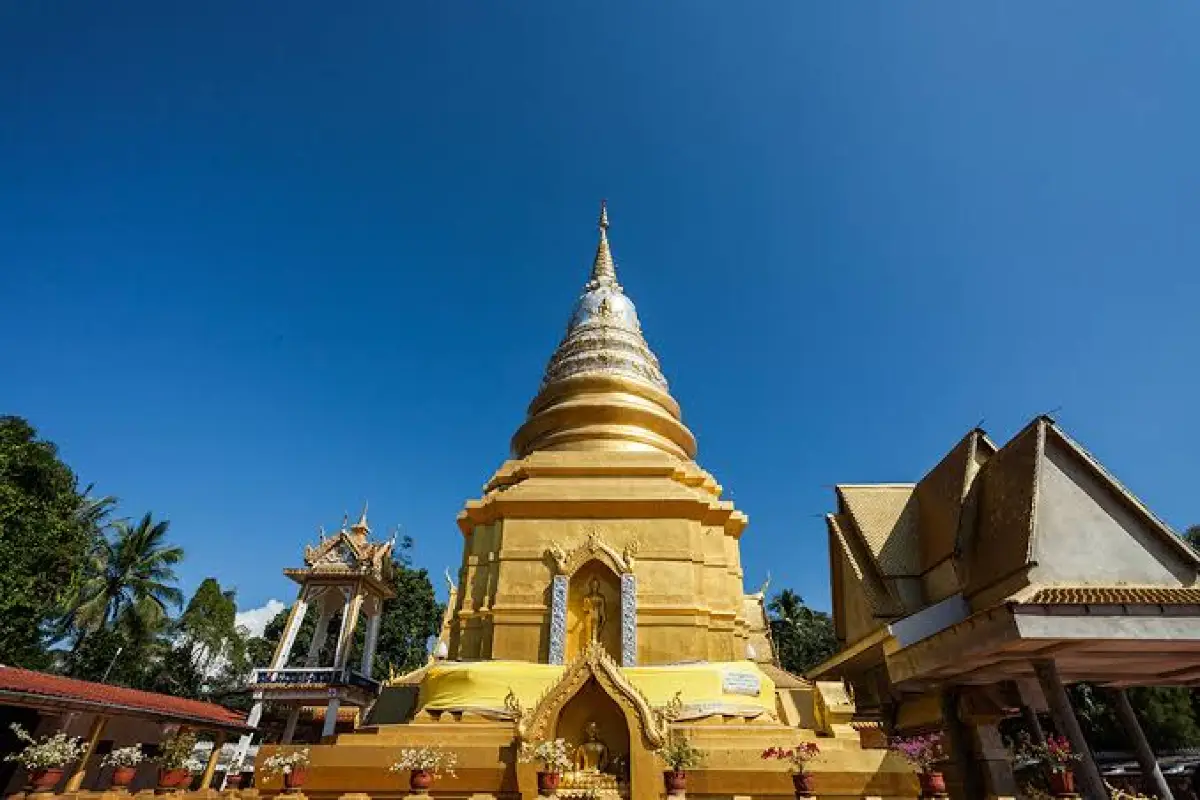 วัดพระธาตุจอมสัก