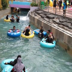 Bukit Gambang Resort City- Water Park User Photo