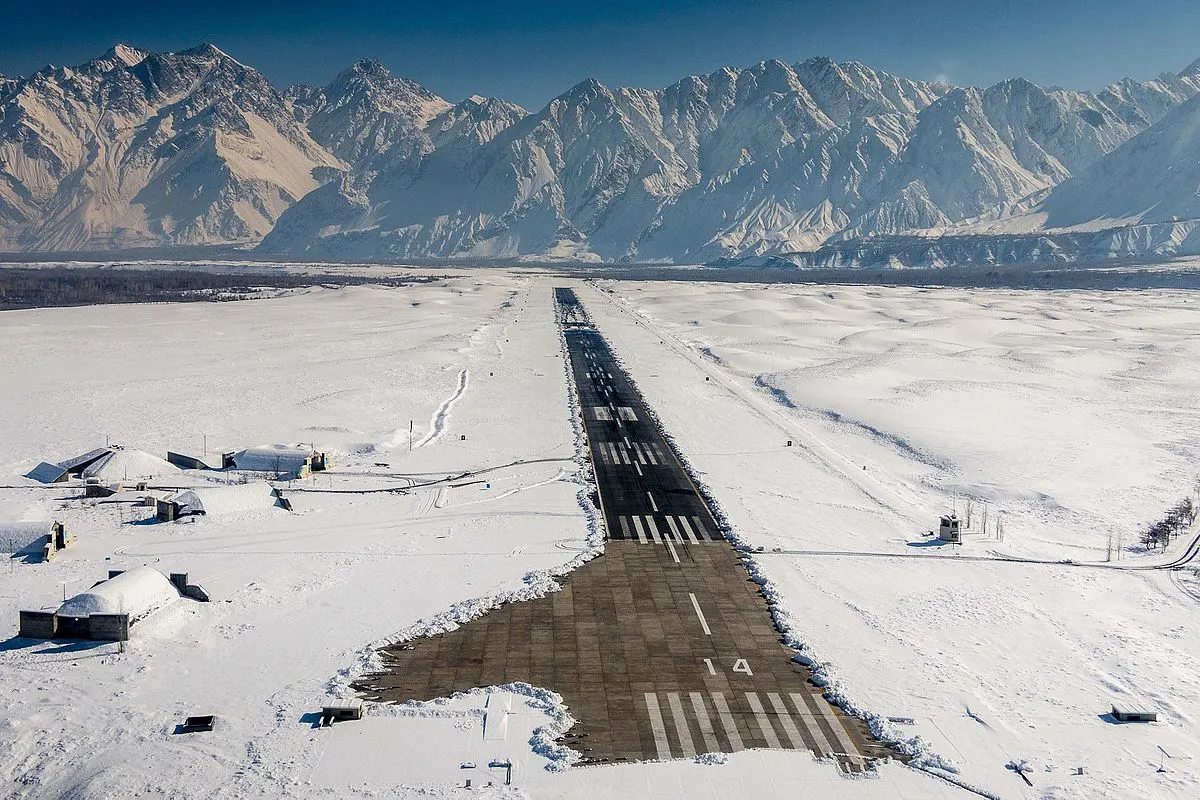 Skardu Airport's runway. Source: Photo by Abbas Shah1 / Wikimedia