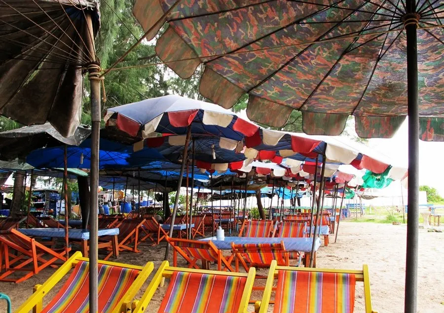 หาดแหลมเจริญ - จ.ระยอง (แหล่งที่มาของภาพ: thailandtourismdirectory)