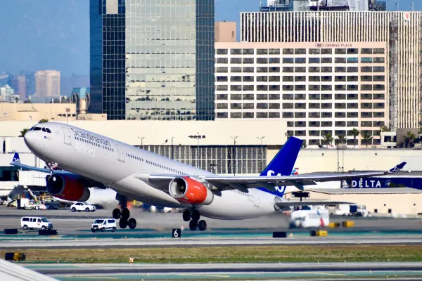 Los Angeles International Airport, Source: Photo by Beckett on Unsplash