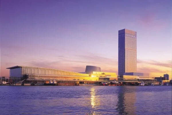 新潟市｜ホテル日航新潟｜外観