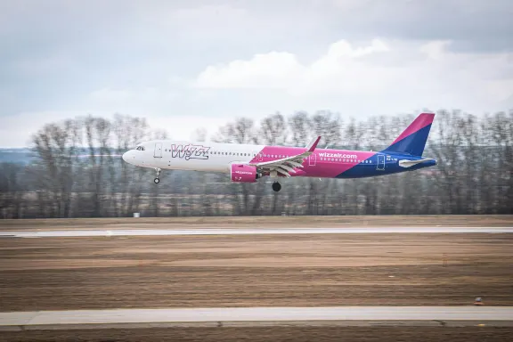 Budapest Ferenc Liszt Airport. Source: Photo by Nandor Derzsi on Unsplash