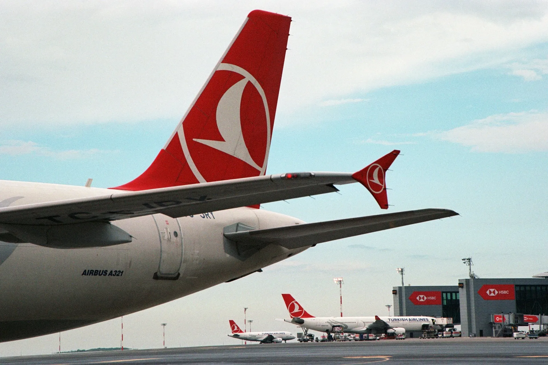Istanbul Airport. Source: Photo by Onur Kurt on Unsplash