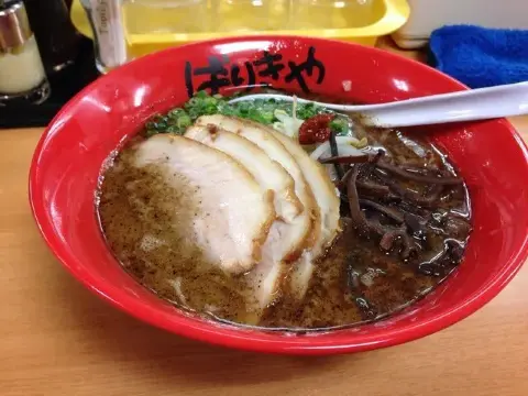 札幌狸小路商店街上的一風堂拉麵。