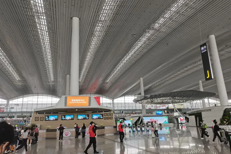 肇慶岩前村最近的機場是廣州白雲國際機場。圖片來源︰Trip.com