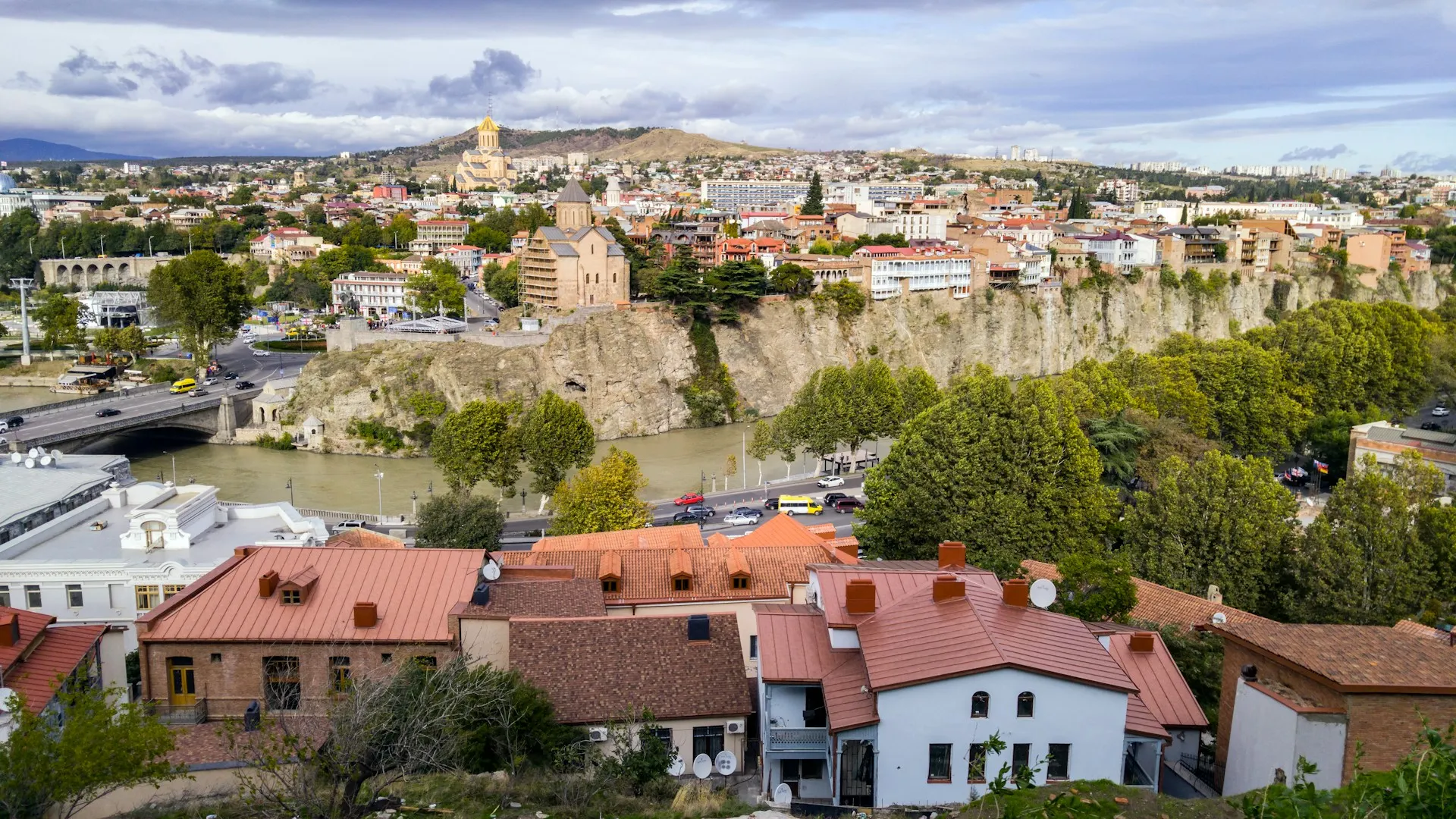 Cityscape of Tbilisi. Source: Photo by Mostafa Meraji on Unsplash