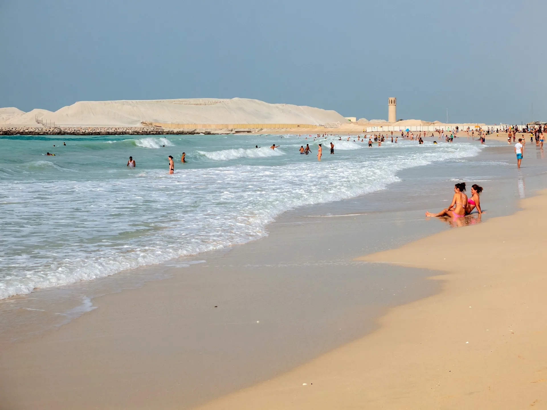 Beach in Sharjah. Source: Photo by Mostafa Meraji on Unsplash