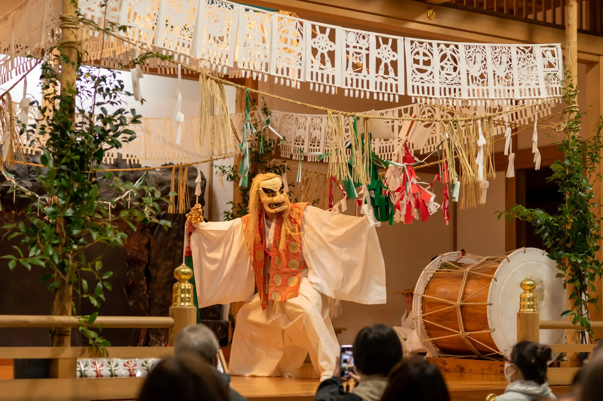 日本宮崎高千穗的高千穗神社夜間神樂