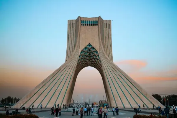 Azadi Tower, Tehran