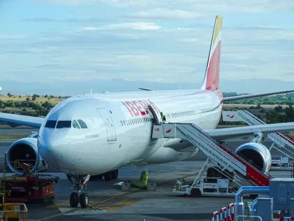 Adolfo Suárez Madrid-Barajas Airport, Source: Photo by Miguel Angel on Unsplash