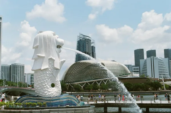 Cityscape of Singapore. Source: Photo by Jisun Han on Unsplash