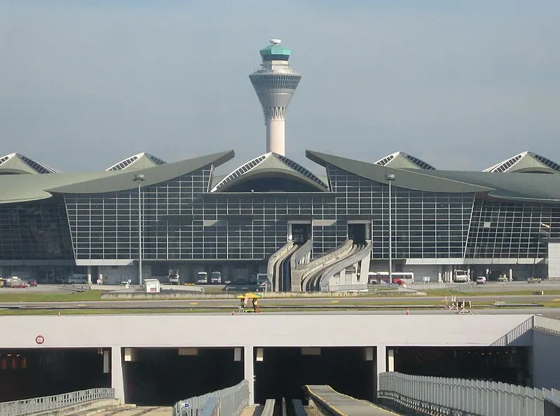 距離知知港最近的機場是吉隆坡國際機場