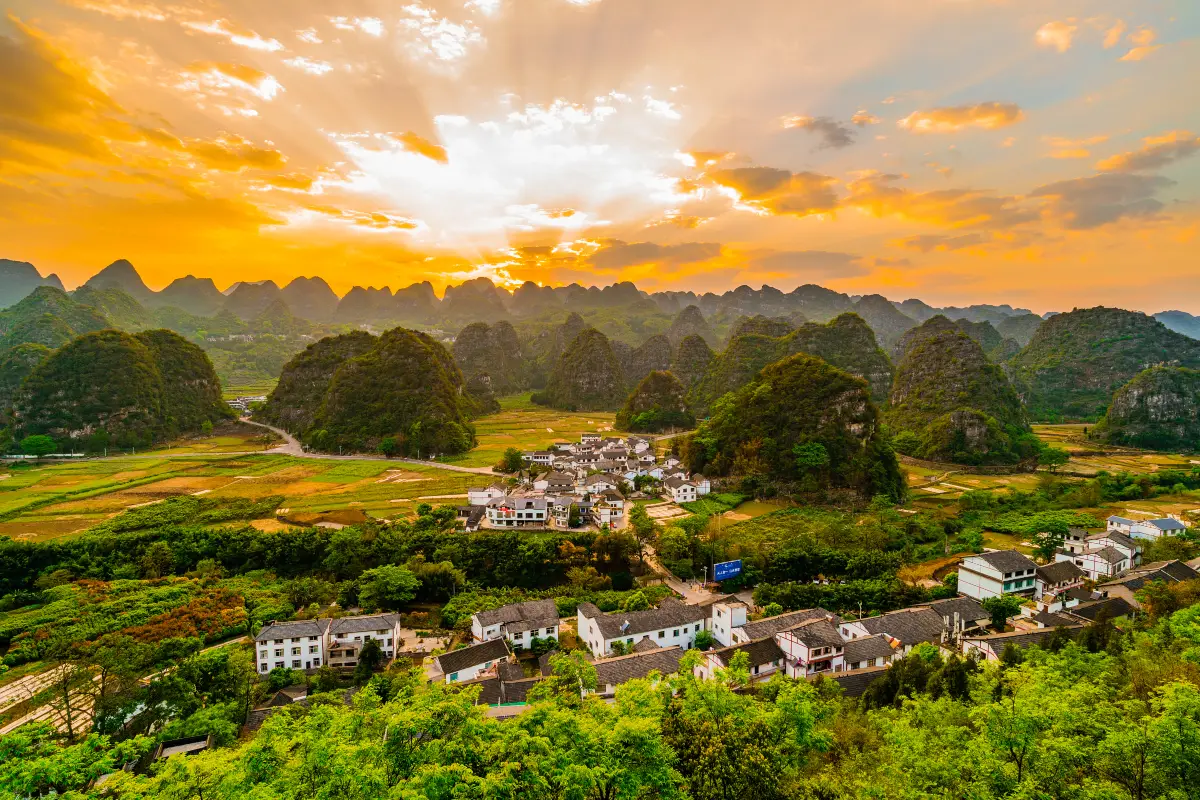 中國貴州興義萬峰林景區