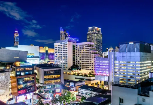 Fansland 뮤직 페스티벌 2024 근처 호텔 추천